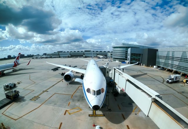 Miami International Airport (MIA)